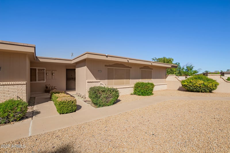 14020 Palm Ridge Dr, Sun City, AZ 85351