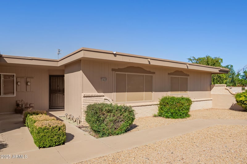14020 Palm Ridge Dr, Sun City, AZ 85351