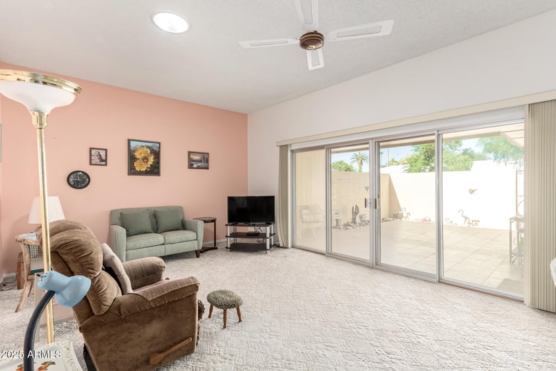 14021 111th Ave, Sun City, AZ 85351