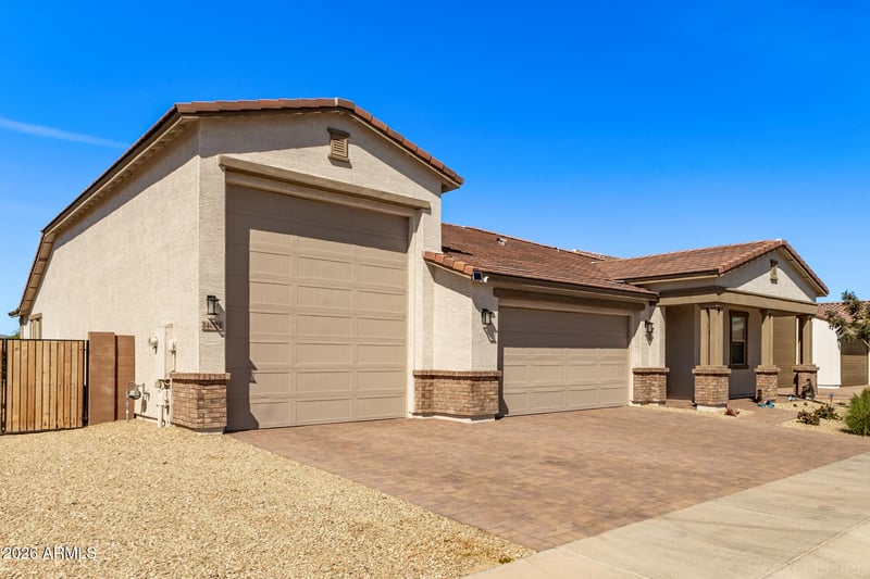 14022 Mariposa Grande --, Surprise, AZ 85387