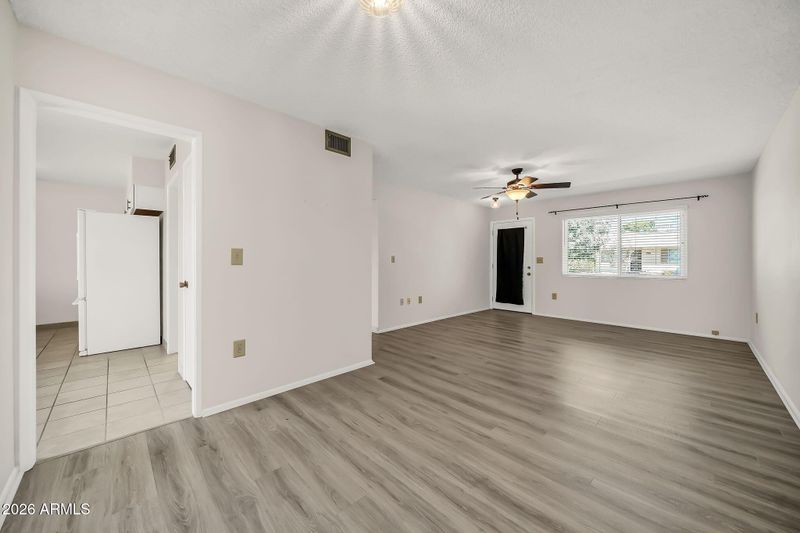14026 N Thunderbird Blvd, Sun City, AZ 85351