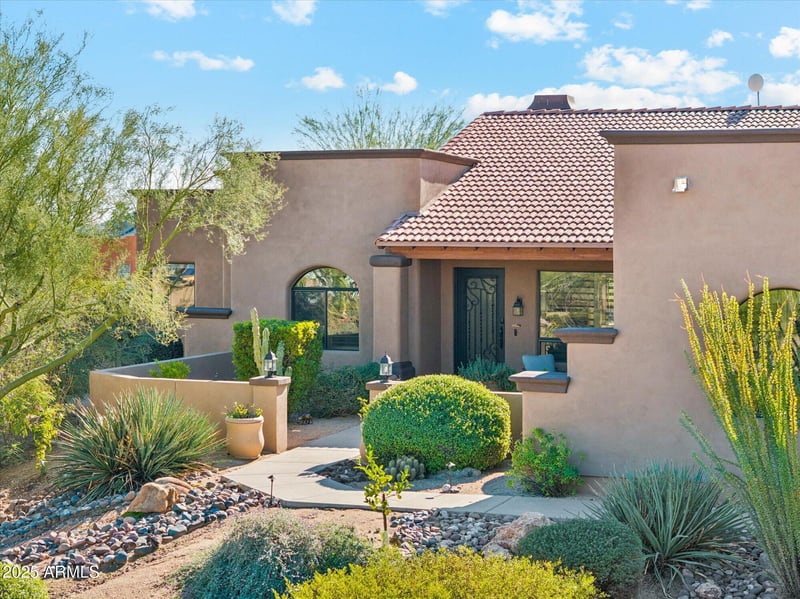 1403 Leisure Ct, Phoenix, AZ 85086