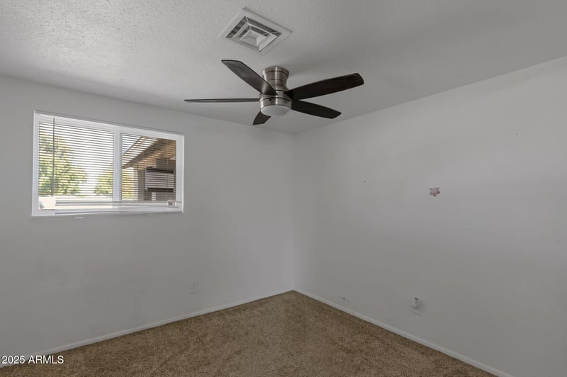 1403 Los Arboles Pl, Chandler, AZ 85224