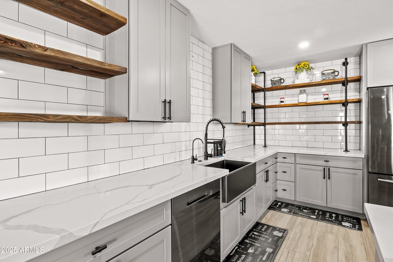 14034 48th Ave, Glendale, AZ 85306