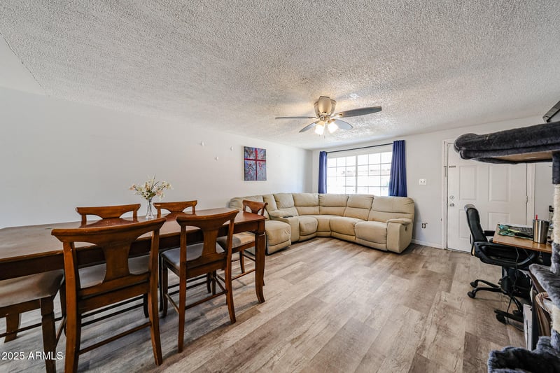 14036 37th Pl, Phoenix, AZ 85032