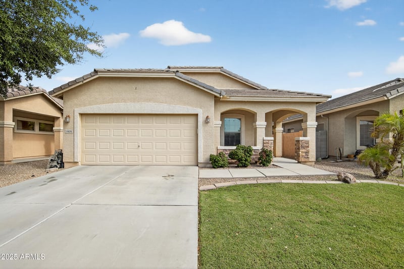 1404 Santa Gertrudis Trl, San Tan Valley, AZ 85143