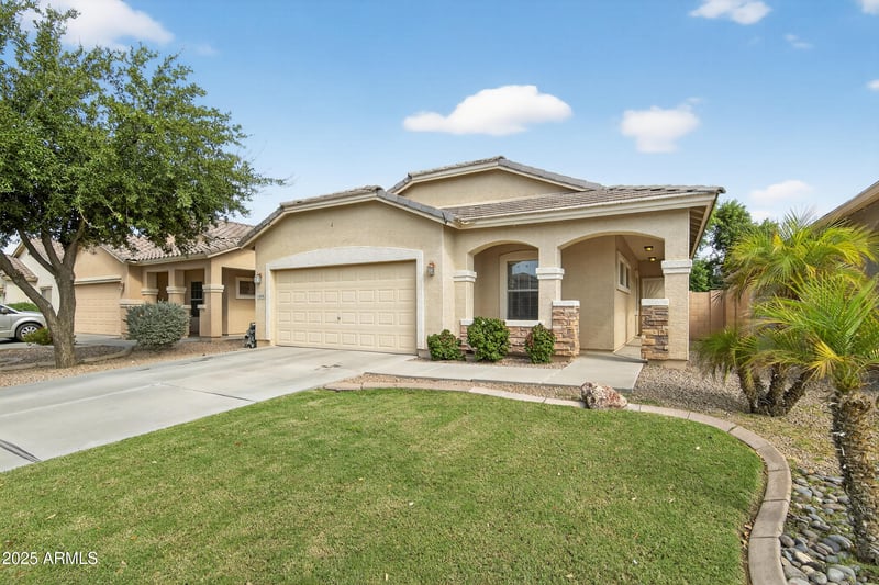 1404 Santa Gertrudis Trl, San Tan Valley, AZ 85143