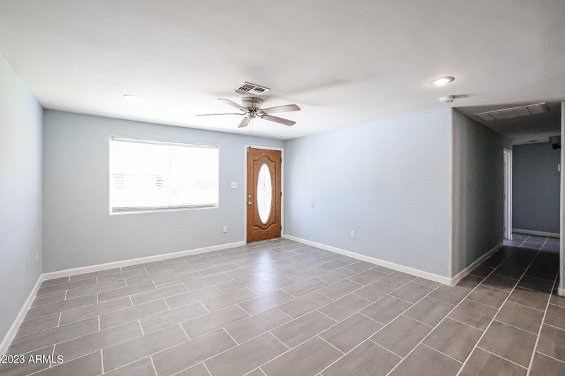 14042 N 38th Pl, Phoenix, AZ 85032