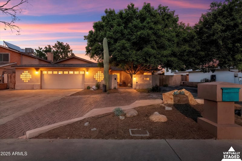 14043 26th Ave, Phoenix, AZ 85023
