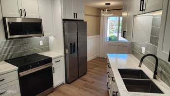 14043 Palm Ridge Dr, Sun City, AZ 85351