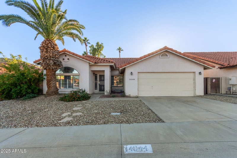 14044 39th St, Phoenix, AZ 85044