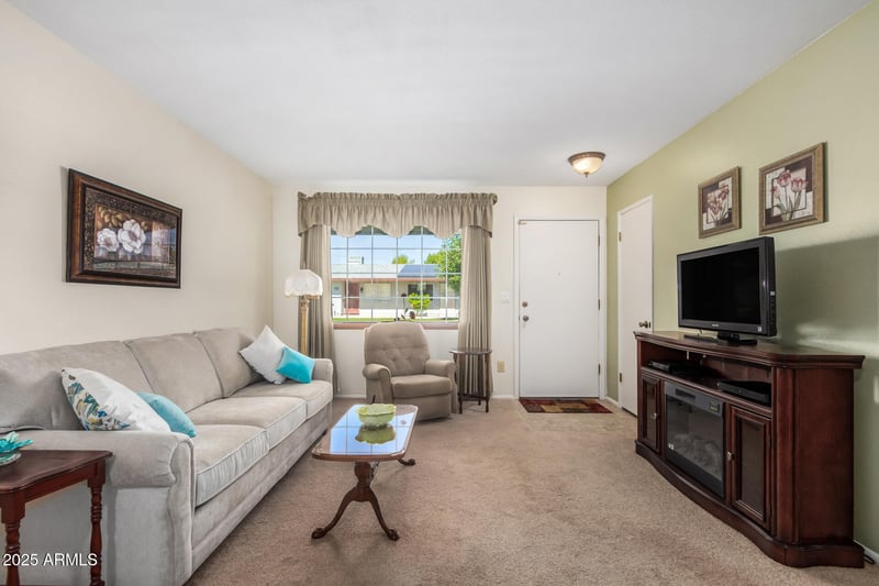 14044 Newcastle Dr, Sun City, AZ 85351