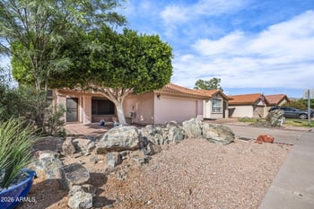 14048 40th St, Phoenix, AZ 85044