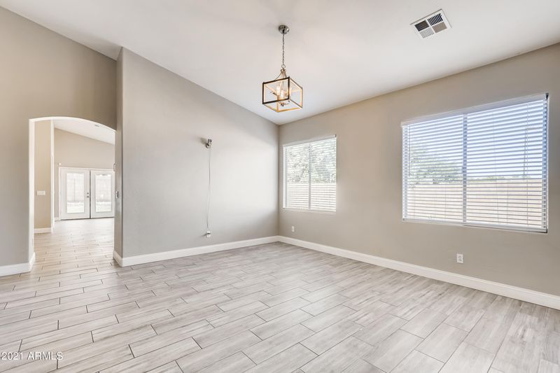 1405 E Clark Dr, Gilbert, AZ 85297