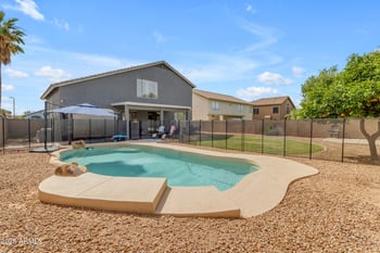 1405 Honeysuckle Cir, Gilbert, AZ 85296