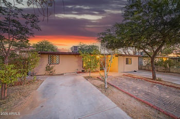 1405 Brown St, Phoenix, AZ 85021