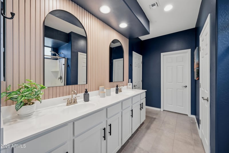 1405 W Flintlock Dr, San Tan Valley, AZ 85144