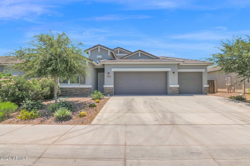 1405 Sussex St, San Tan Valley, AZ 85143