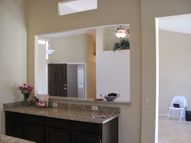 1405 W Thunderhill Dr, Phoenix, AZ 85045
