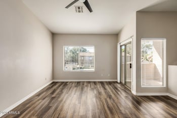 1406 Emerald Ave #112, Mesa, AZ 85202