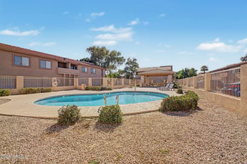 1406 Emerald Ave #103, Mesa, AZ 85202