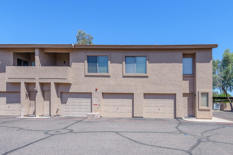 1406 W Emerald Ave #110, Mesa, AZ 85202