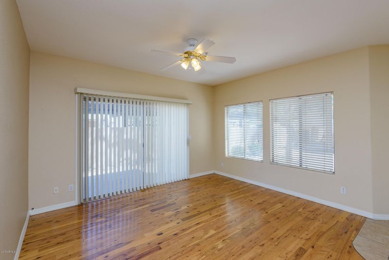 1406 W Emerald Ave #110, Mesa, AZ 85202