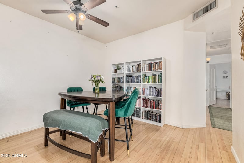 1406 Emerald Ave #116, Mesa, AZ 85202