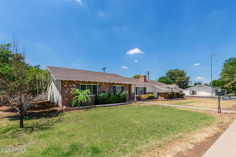 1407 1st St, Mesa, AZ 85203