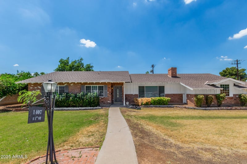 1407 E 1st St, Mesa, AZ 85203
