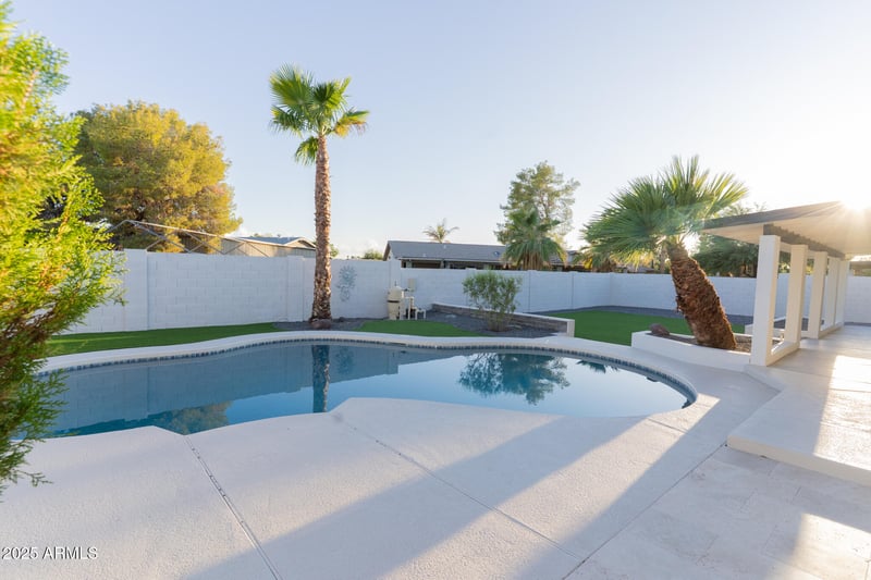 1407 Utopia Rd, Phoenix, AZ 85027