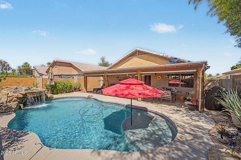 1407 Page Ave, Gilbert, AZ 85233
