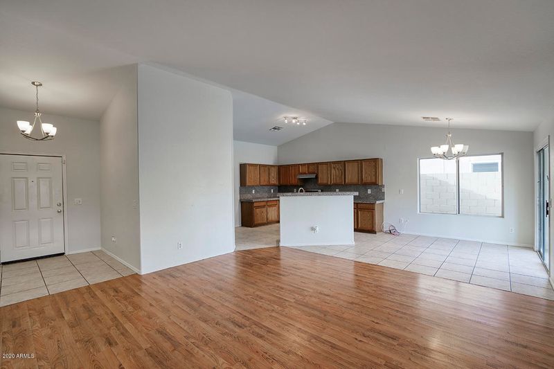 1408 E Clarendon Ave, Phoenix, AZ 85014