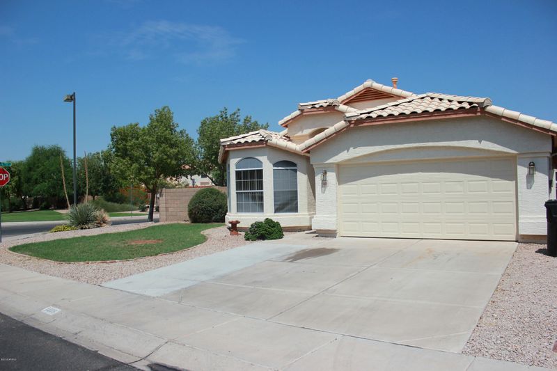 1408 E Comstock Dr, Gilbert, AZ 85296