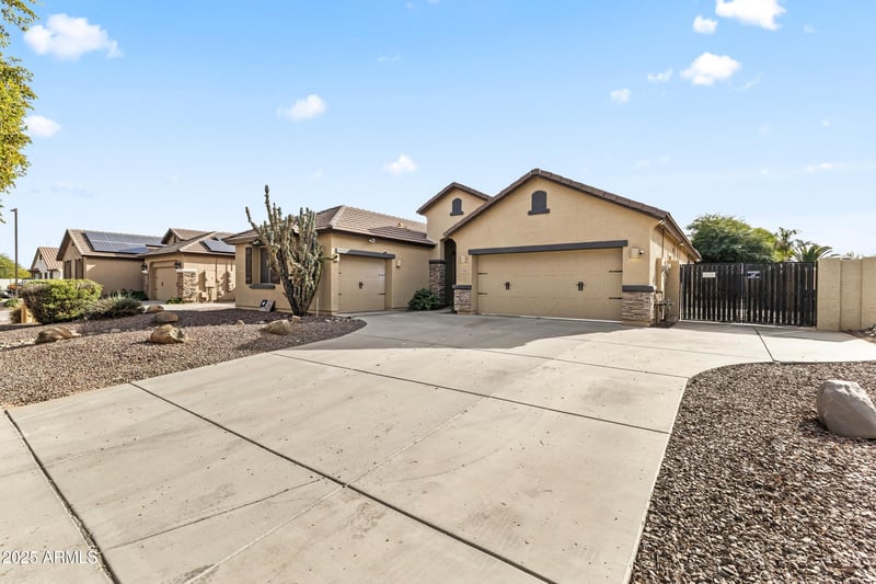 14089 W Charter Oak Rd, Surprise, AZ 85379
