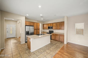 14089 Country Gables Dr, Surprise, AZ 85379