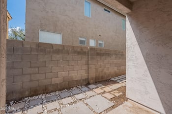 1409 Bloch Rd, Phoenix, AZ 85040