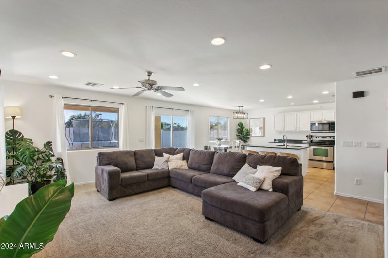 1409 Harvest Rd, San Tan Valley, AZ 85140