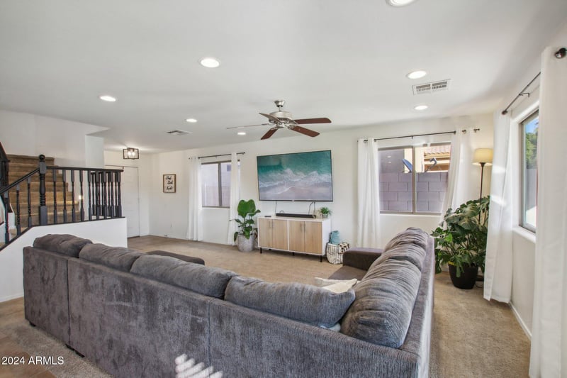 1409 Harvest Rd, San Tan Valley, AZ 85140