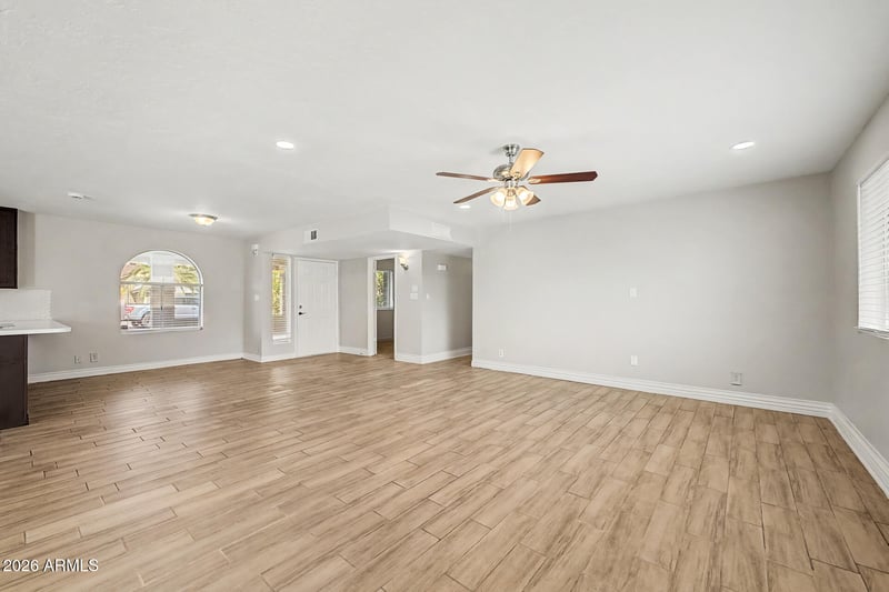 1409 N 62nd St, Mesa, AZ 85205