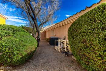 141 Baylor Ln, Gilbert, AZ 85233