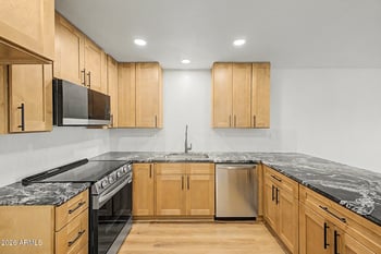 141 Date -- #6, Mesa, AZ 85201