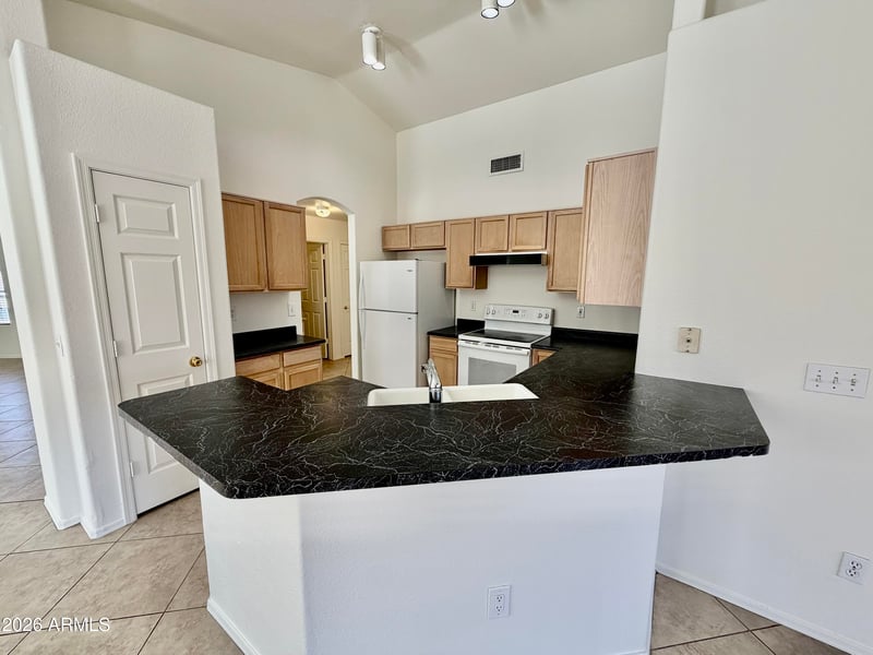 141 W Shannon St, Gilbert, AZ 85233