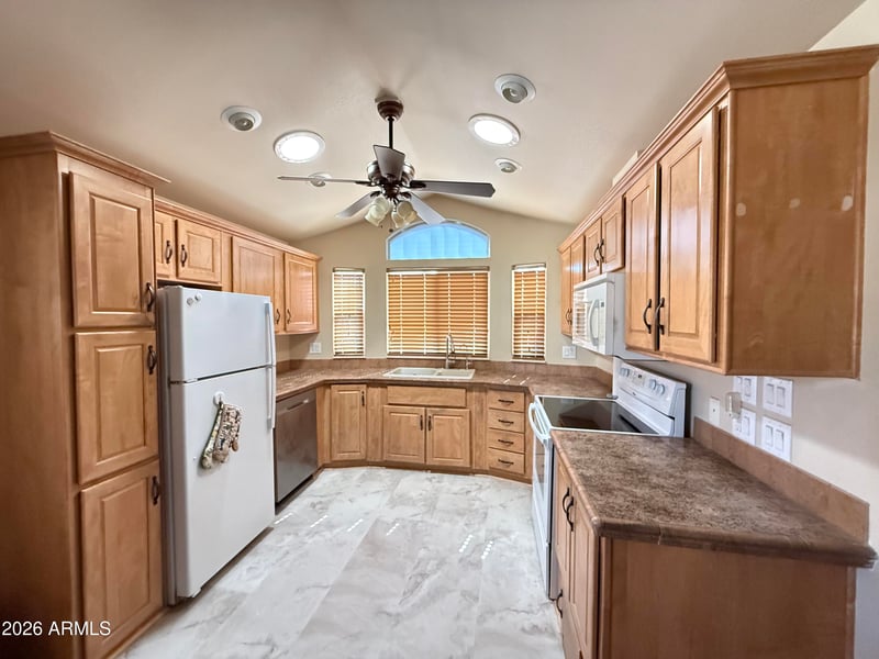 1410 Havasupai Dr #410, Apache Junction, AZ 85119
