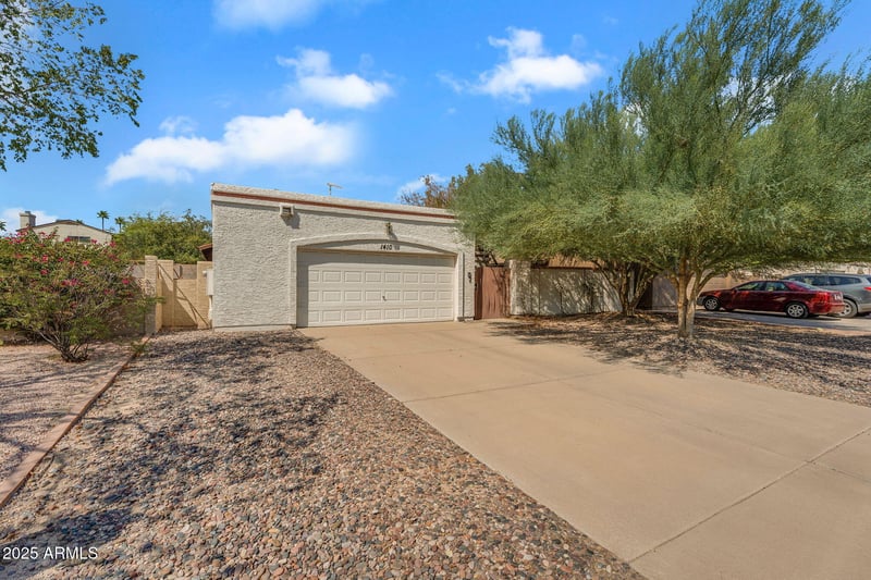 1410 Wescott Dr, Phoenix, AZ 85024