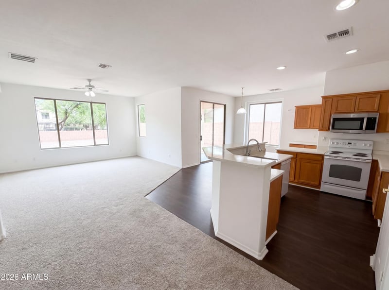 14101 Windrose Dr, Surprise, AZ 85379