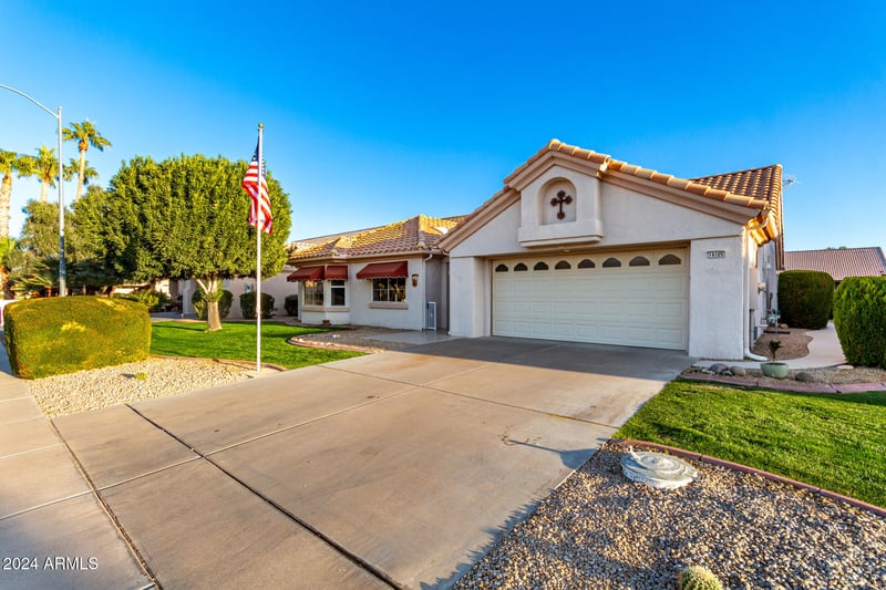14105 Sky Hawk Dr, Sun City West, AZ 85375