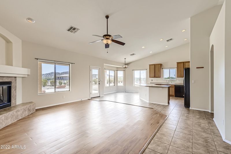 14107 S 203rd Ln, Buckeye, AZ 85326