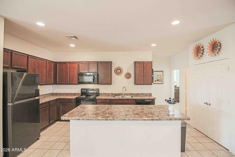 14109 115th Ln, El Mirage, AZ 85335