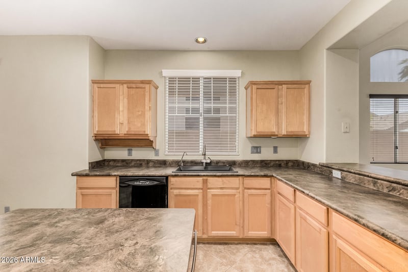 1411 Armstrong Way, Chandler, AZ 85286